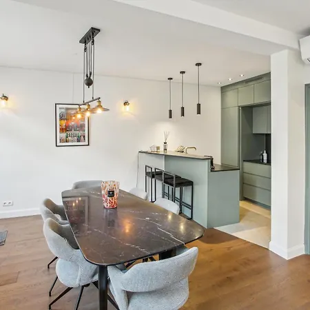 Luxury In The Heart Of St Germain A/c 3 Bedroom Outdoor Paris