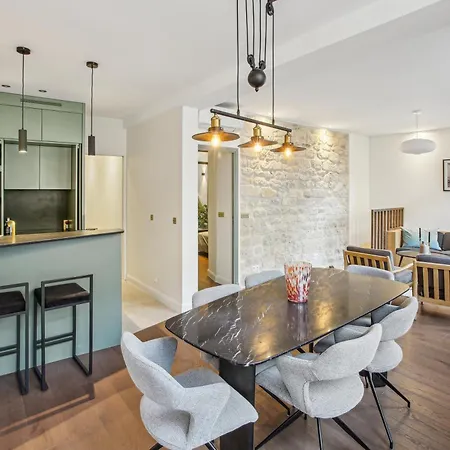 Luxury In The Heart Of St Germain A/c 3 Bedroom Outdoor Appartamento Parigi