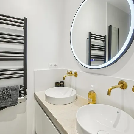 Appartamento Luxury In The Heart Of St Germain A/c 3 Bedroom Outdoor Parigi